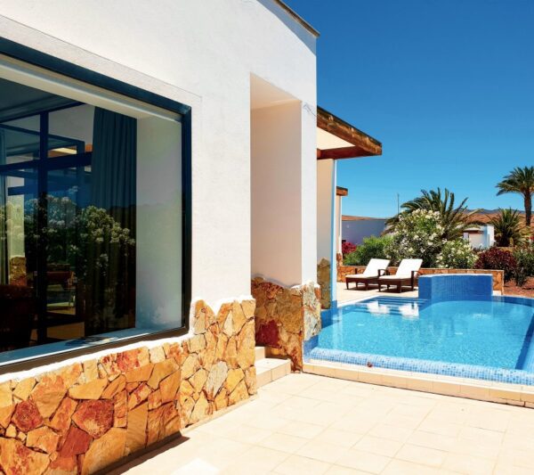 Villa Pool - SALSOGA '25