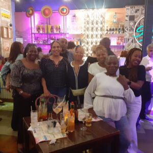 Pre Cuba '23 Travellers at Bar Salsa Temple group shot