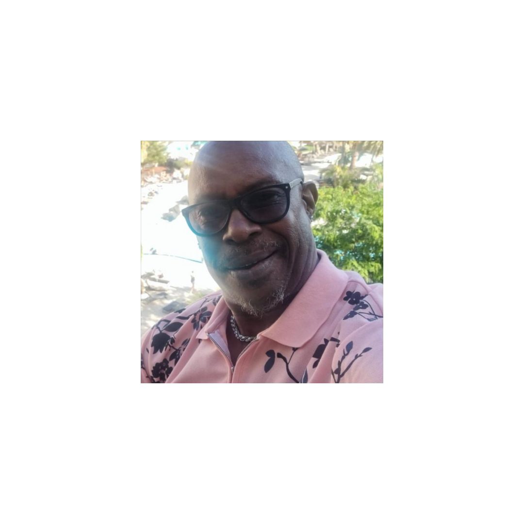 Spencer Whats App image