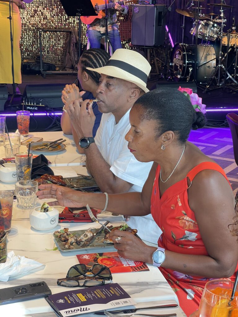 Sandra & Roy enjoying their brunch