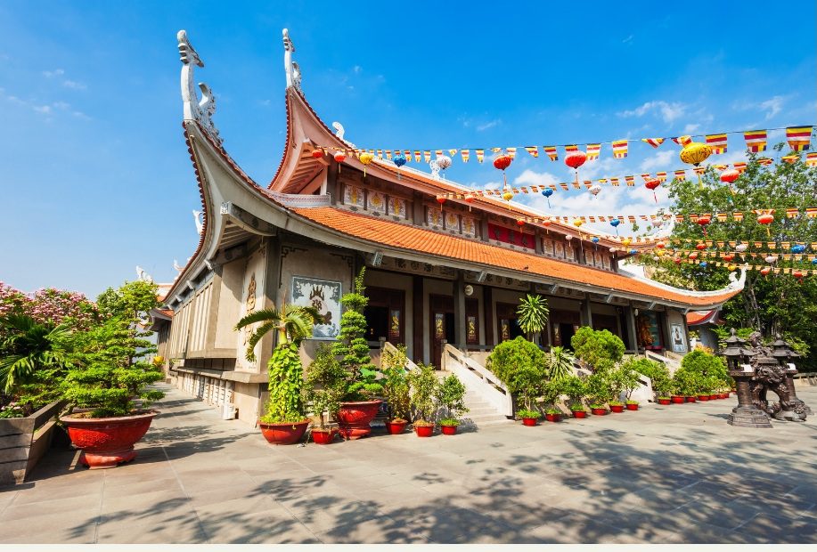 Vinh Nghiem Temple, Ho Chi Minh City