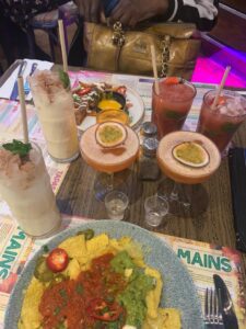 Cocktails for pre Cuba '23 Travellers at Bar Salsa Temple